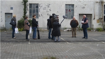 Das Ergebnis der Dreharbeiten auf dem Kistner-Gelände ist am Mittwoch, 8. April, den ganzen Tag unter www.kulturbuero-bremerhaven.de zu sehen.