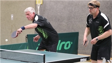 Christoph Szelinski und Michael Burhop vom TTC Waddens