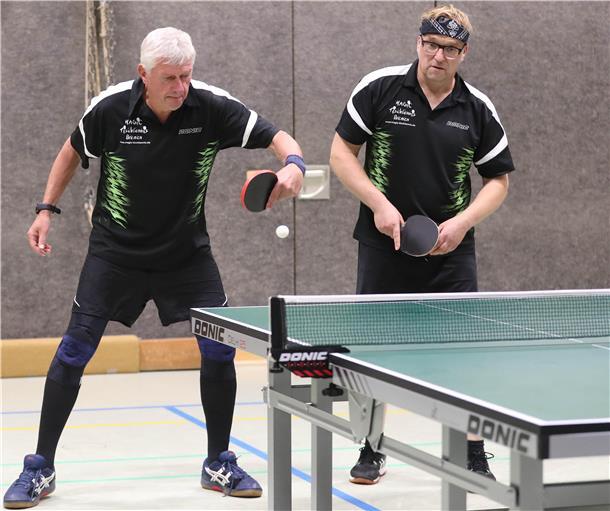 Doppel des TTC Waddens mit Christoph Szelinski (links) und Michael Burhop