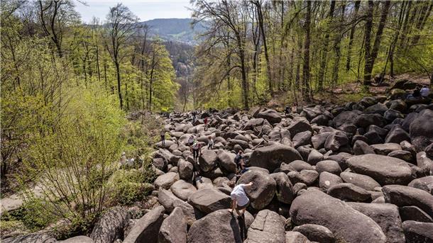 Das Felsenmeer liegt im Geopark Bergstraße-Odenwald.