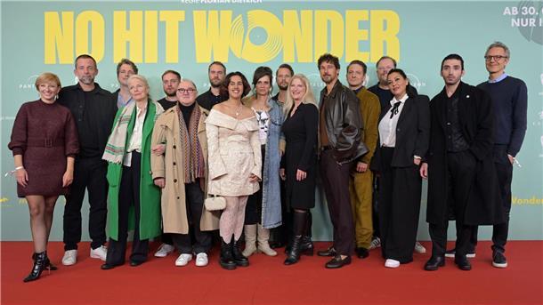 Das Filmteam bei der Premiere.
