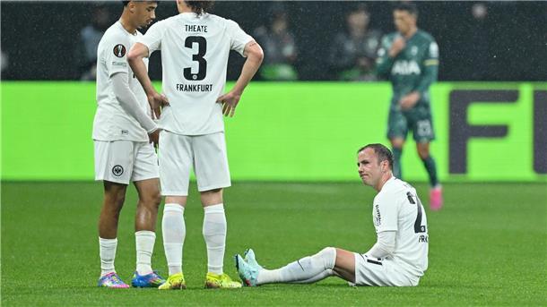 Eintracht bangt im Liga-Schlussspurt um „Fixpunkt“ Götze Das frühe Aus von Götze.