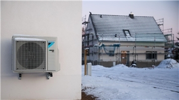 Das Gebäudeenergiegesetz sieht vor, dass von 2024 an jede neu eingebaute Heizung zu 65 Prozent mit Erneuerbaren Energien betrieben werden muss.