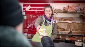 Das Geld aus dem Sofortprogramm "Perspektive Innenstadt" wird unter anderem für eine Werbekampagne Verwendung finden. Der Wochenmarkt soll noch bekannter werden.