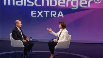 Das Gespräch von Sandra Maischberger mit Bundeskanzler Olaf Scholz lockte im Schnitt 1,58 Millionen Zuschauerinnen und Zuschauer vor die Bildschirme.