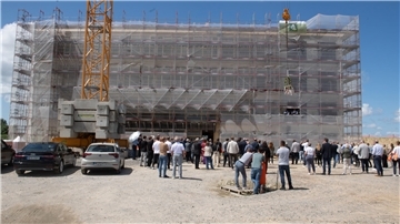 Das Gründungszentrum im Lunedelta nimmt Gestalt an. Der Rohbau ist abgeschlossen – das Gebäude setzt Maßstäbe für nachhaltige Architektur.