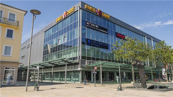 Das Hanse-Carré in der Bürgermeister-Smidt-Straße 10: Die ehemalige Ladenfläche des Saturn steht leer.