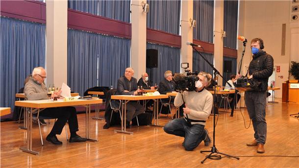Das hat Seltenheitswert: Fernsehteams bei einer Sitzung des Nordenhamer Stadtrats.
