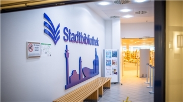 Das „Haus der Begegnung“, ein Ort der Begegnung und des Wissens nach skandinavischem Vorbild, ist als Erweiterung der Stadtbibliothek gedacht.