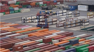 Das Institut der deutschen Wirtschaft rechnet im kommenden Jahr mit einem Rückgang des BIP.