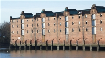 Das Lagerhaus G in Hamburg ist das Ziel einer Exkursion des Sandbosteler Gedenkstättenvereins.