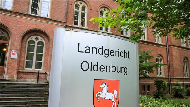 Vergewaltigung in Nordenhamer Moschee: Angeklagter legt Revision ein Das Landgericht Oldenburg von außen.
