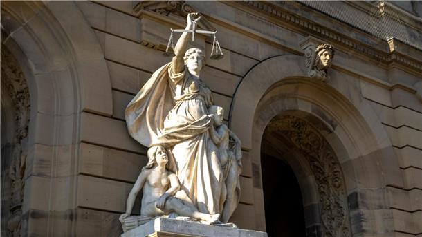 Das Landgericht Ulm hat die Klage der drei erwachsenen Adotpierten abgewiesen.