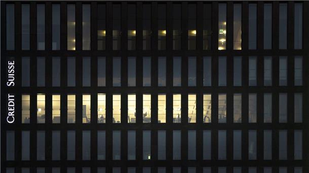 Krisensitzung der Schweizer Regierung zu Credit Suisse Das Logo an einem Gebäude der Credit Suisse Bank in Zürich-Oerlikon. Angesichts eines Kurseinbruchs und starker Verunsicherung um die Crédit Suisse will die Schweizer Nationalbank (SNB) dem Finanzinstitut bei Bedarf Liquidität zur Verfügung stellen.