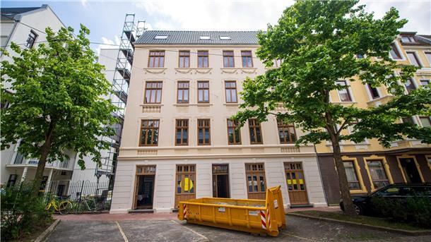 Das „Louis“ ist ein Gründerzeithaus, weil es in der Zeit zwischen 1870 und 1914 errichtet worden ist. Doch im Erdgeschoss sollen ab Herbst auch Gründer und Start-ups beraten werden – im Starthaus Bremerhaven.