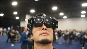 Das Megane X von Shiftall ist ein ultraleichtes und ultrakompaktes VR-Headset, das mit SteamVR kompatibel ist. Die CES in Las Vegas ist eine der größten Technologiemessen der Welt. Hier werden Innovationen präsentiert und gefeiert, die dann das ganze Jahr über für Gesprächsstoff sorgen.