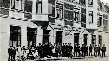 Ein Bild des Metropol-Kinos aus dem Jahr 1908. Es war damals im ehemaligen „Nordenhamer Logir-Haus A. Hupe“ an der Hansingstraße untergebracht.