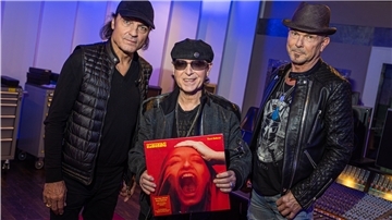 Das neue Album der Scorpions ist für echte Rockfans geschrieben. Die weltweit erfolgreiche Hardrock-Band geht dieses Jahr wieder auf Tour.