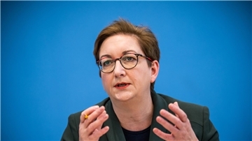 Das neue Förderprogramm könnte aus ihrer Sicht auch den Wertverfall unsanierter Häuser stoppen oder zumindest bremsen: Klara Geywitz.