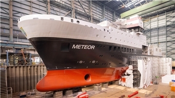 Die "Meteor" wird im Baudock der Meyer Werft gebaut.