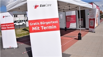 Das neue Testzentrum auf dem Parkplatz des Lidl-Marktes an der Atenser Allee in Nordenham.