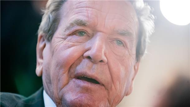 SPD berät über Berufung im Verfahren gegen Schröder Das Parteiordnungsverfahren gegen Gerhard Schröder ist in die Berufung gegangen.