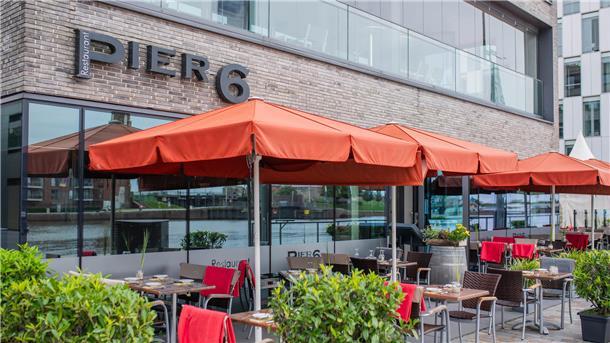 Das „Pier 6“ zählt zu den gehobeneren Restaurants der Stadt.