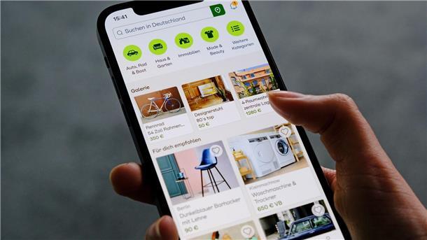 Ebay Kleinanzeigen streicht „Ebay“ endgültig aus Firmennamen Das Schnäppchenportal Ebay Kleinanzeigen wird zu „Kleinanzeigen.de“.