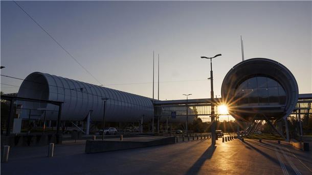 Wie ein Raumschiff: „Tor zur Wissenschaft“ in Genf Das Science Gateway wurde von dem italienischen Star-Architekten Renzo Piano entworfen.