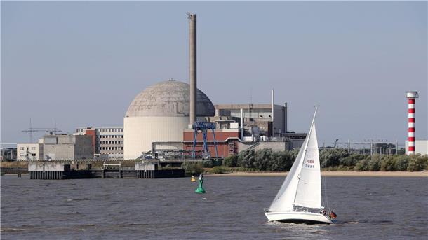Kunstprojekt zum Abschied vom Kernkraftwerk Stade Das stillgelegte Kernkraftwerk Stade an der Elbe bei Stade wird mit einem Kunstprojekt verabschiedet.