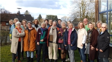 Das Team der ehrenamtlichen Hospizmitarbeiter sucht ständig Verstärkung. Ein Vorbereitungskurs bereitet Freiwillige ab August auf die Tätigkeit vor. 