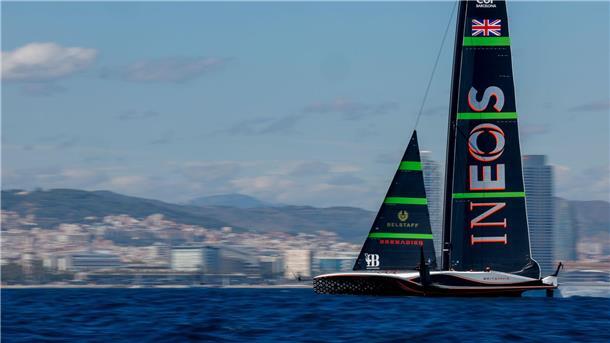 Das Team Ineos Britannia fordert den America’s-Cup-Titelverteidiger Neuseeland heraus.