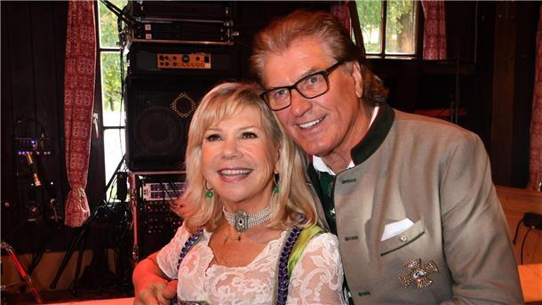 Volksmusikstar Marianne wird 70 Das Volksmusikduo Marianne und Michael Hartl beim Charity Lunch zugunsten „Frohes Herz e.V“ im Festzelt „Zur Bratwurst“. 50 Jahre sind die beiden in diesem Sommer zusammen, 50 Jahre stehen sie gemeinsam auf der Bühne.