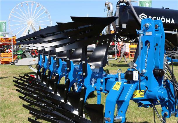 Das Wahrzeichen der Tarmstedter Ausstellung, das Riesenrad, ist überall gut zu s...
