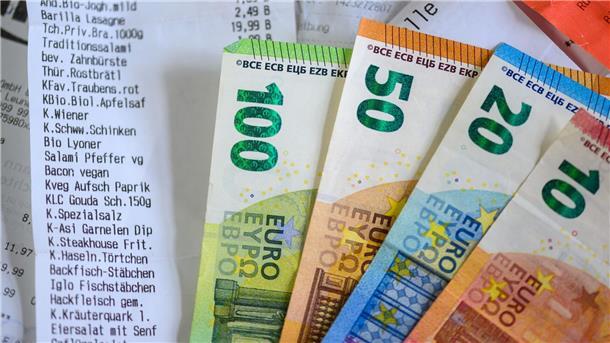 Dass das Einkaufen zu teuer wird, ist die größte Sorge der Deutschen.