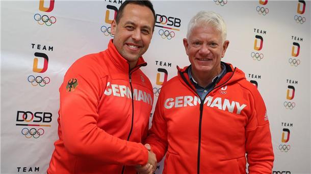 Marco Sturm schreibt NHL-Geschichte - Traumstart in Boston Dass der damalige DEB-Präsident Franz Reindl (r) Marco Sturm (l) 2015 zum Bundestrainer machte, erwies sich als Glücksfall.