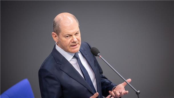 „Dass es nicht um Kampfflugzeuge geht, habe ich ja sehr früh klargestellt und mache das auch hier“, sagt Bundeskanzler Olaf Scholz (SPD).