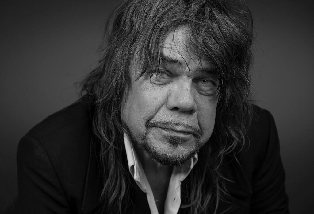 David Johansen, Sänger der einflussreichen Glam-Punk-Band New York Dolls, ist tot.