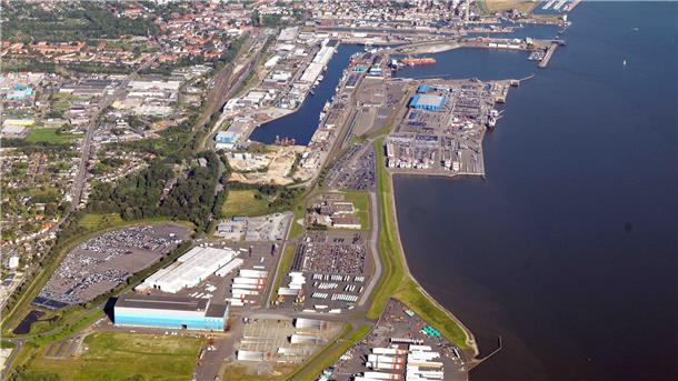 Dem Bau der Offshore-Liegeplätze 5-7 in Cuxhaven steht jetzt nichts mehr im Wege.