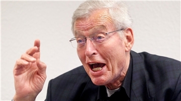Dem ehemaligen Krupp-Vorstandsvorsitzenden Gerhard Cromme macht es Spaß, junge Menschen bei ihren Ideen zu unterstützen.