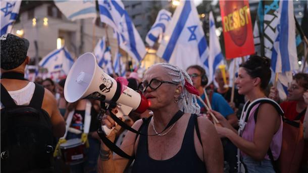 Demonstranten in Tel Aviv.
