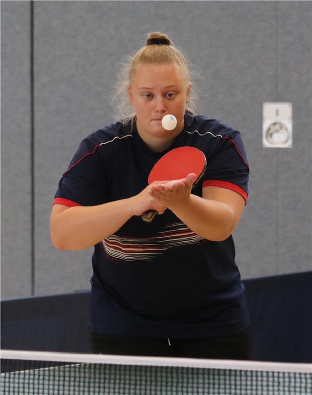Katja Schneider spielt Tischtennis für den Elsflether TB