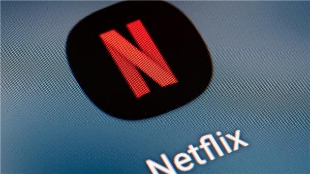 Netflix geht gegen Account-Trittbrettfahrer vor Den Netflix-Account teilen ist eine beliebte Praxis bei Nutzerinnen und Nutzern - der Konzern will dem entgegenwirken.