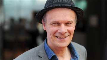 Den Schauspieler Edgar Selge kennt man auch aus Theaterrollen.