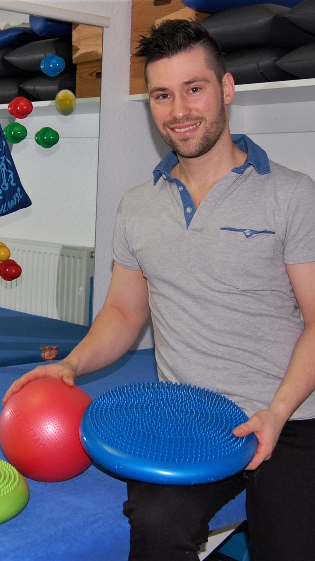 Der 31-jährige Tino Krasse hat die Physiotherapie-Praxis Kamprath in der Hagener Lindenallee übernommen und will sie um einen Wellness-Bereich erweitern.