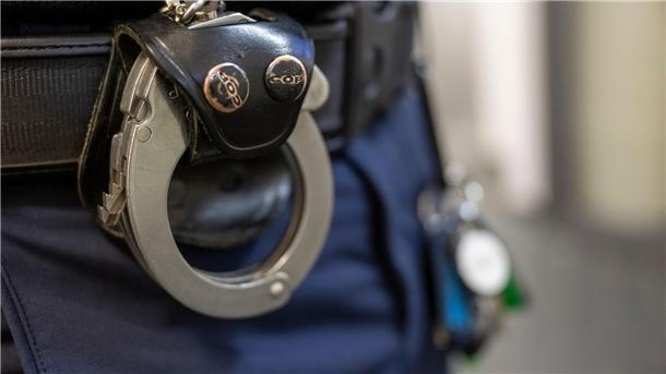 Aus Psychiatrie in Bayern geflohener Amokläufer gefasst Der 34-Jährige war nach einem genehmigten Ausgang nicht mehr zurückgekehrt. (Symbolbild)