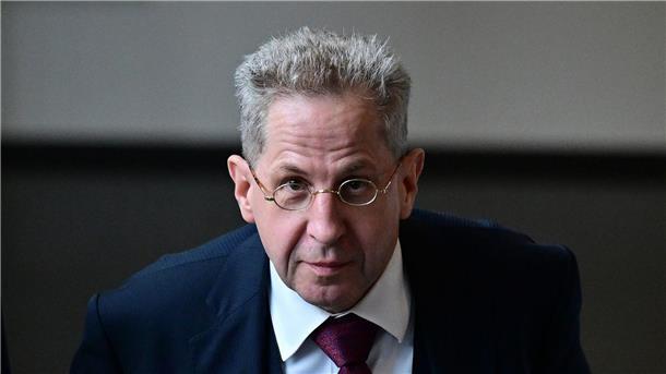 Maaßen: Lücke zwischen Union und AfD füllen Der 61 Jahre alte Maaßen will nach eigenen Angaben für den Parteivorsitz kandidieren.