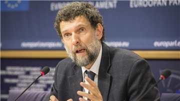 Der 66-jährige Osman Kavala stammt aus einer Unternehmerfamilie und förderte vor seiner Inhaftierung zahlreiche zivilgesellschaftliche Projekte in der Türkei.
