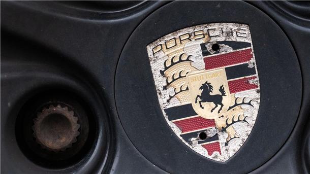 Porsche-Chef Blume strebt Rückkehr in den Dax an Der Abstieg von Porsche ist sinnbildlich für die Krise der deutschen Autoindustrie, die mit sinkenden Gewinnen kämpft.