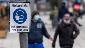 Der Anteil der Menschen an der Einwohnerzahl, die sich seit Beginn der Pandemie infiziert haben, ist von Gemeinde zu Gemeinde unterschiedlich.